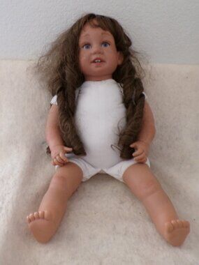 Giggles by Pat Secrist Vinyl Doll 20" Girl Doll Brown Hair Blue Eyes